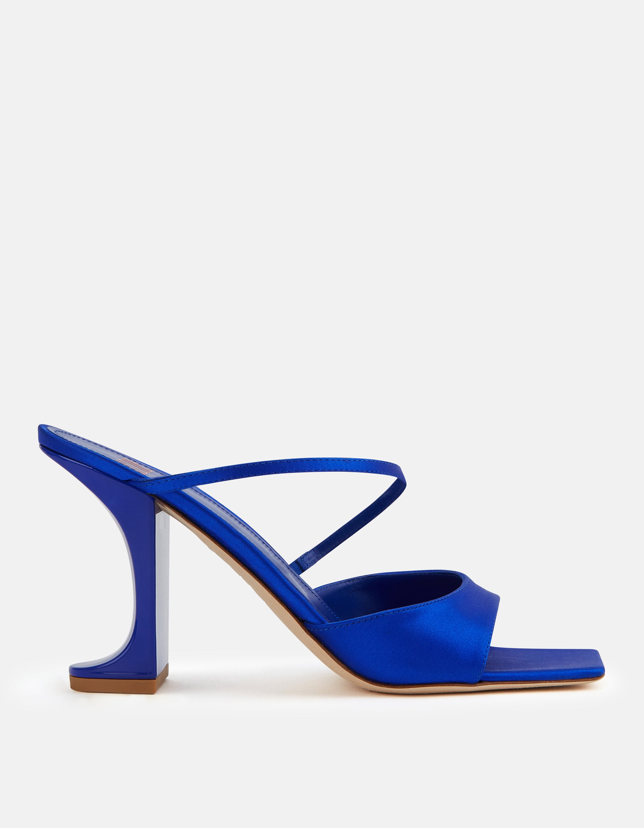 ARNO SANDAL